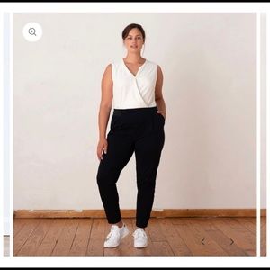 Aday Turn it up pants black in hood used condition